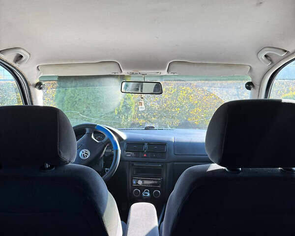 Синій Фольксваген Гольф, об'ємом двигуна 1.39 л та пробігом 340 тис. км за 2850 $, фото 9 на Automoto.ua