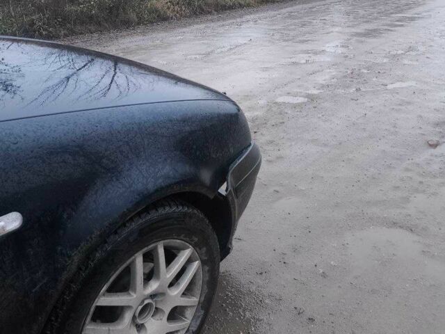 Синій Фольксваген Гольф, об'ємом двигуна 1.4 л та пробігом 200 тис. км за 3200 $, фото 2 на Automoto.ua