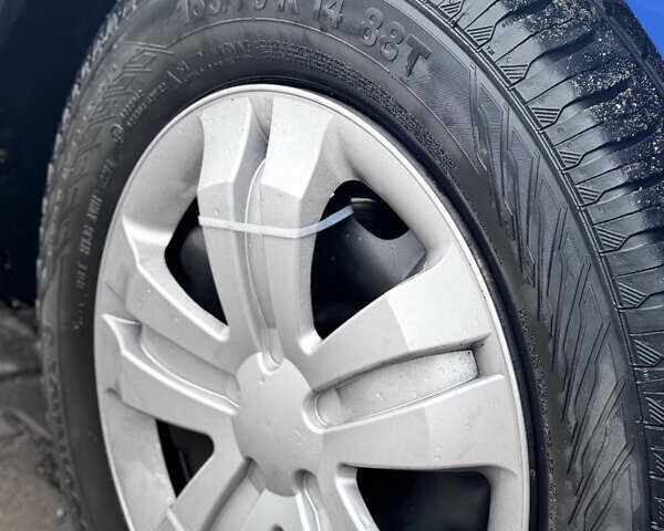 Синий Фольксваген Гольф, объемом двигателя 1.6 л и пробегом 308 тыс. км за 3450 $, фото 7 на Automoto.ua