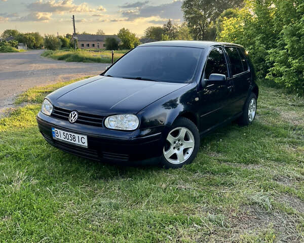 Синий Фольксваген Гольф, объемом двигателя 1.6 л и пробегом 187 тыс. км за 4300 $, фото 1 на Automoto.ua