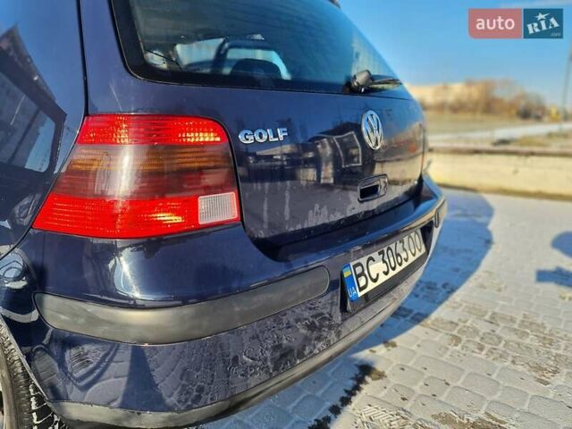Синий Фольксваген Гольф, объемом двигателя 1.6 л и пробегом 285 тыс. км за 3400 $, фото 8 на Automoto.ua