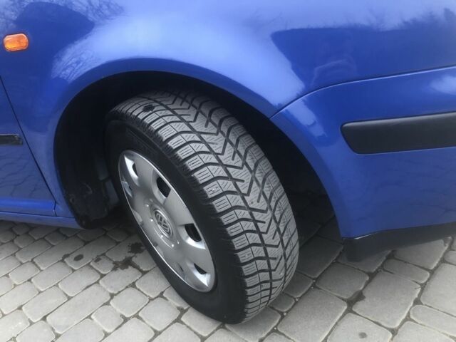 Синій Фольксваген Гольф, об'ємом двигуна 1.9 л та пробігом 393 тис. км за 4000 $, фото 6 на Automoto.ua