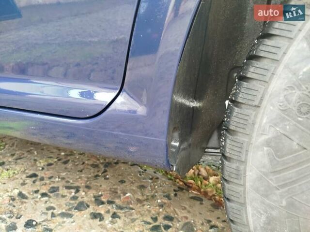 Синий Фольксваген Гольф, объемом двигателя 1.39 л и пробегом 152 тыс. км за 3500 $, фото 6 на Automoto.ua