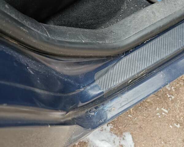 Синий Фольксваген Гольф, объемом двигателя 1.9 л и пробегом 370 тыс. км за 3800 $, фото 36 на Automoto.ua