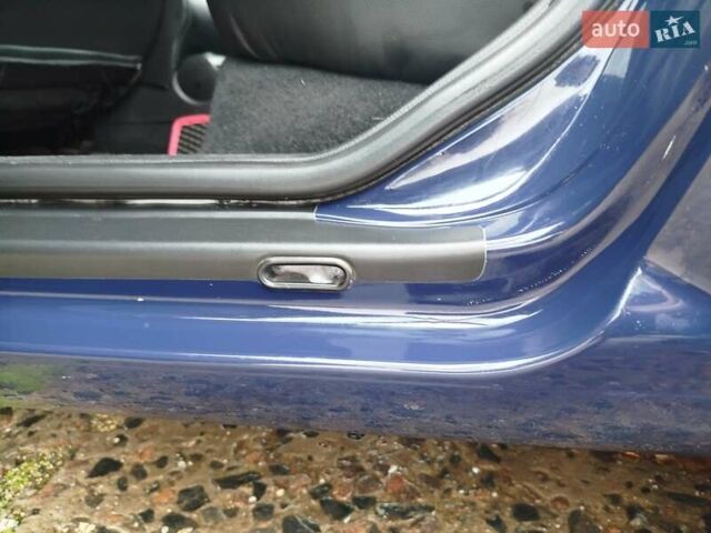 Синий Фольксваген Гольф, объемом двигателя 1.39 л и пробегом 152 тыс. км за 3500 $, фото 4 на Automoto.ua