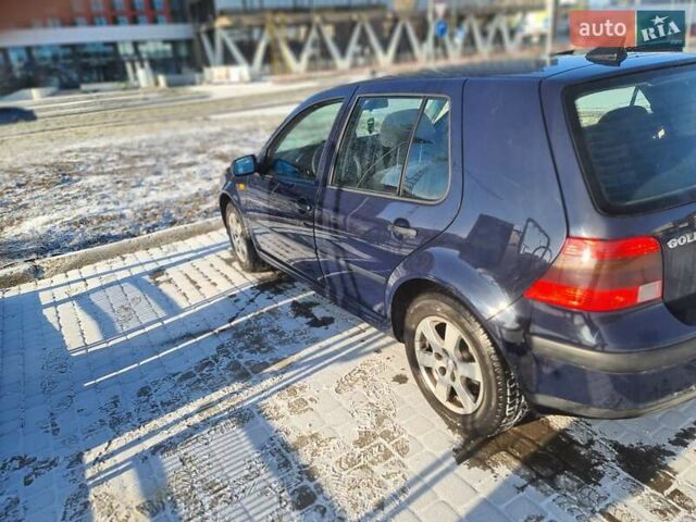 Синий Фольксваген Гольф, объемом двигателя 1.6 л и пробегом 285 тыс. км за 3400 $, фото 5 на Automoto.ua