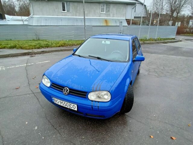 Синий Фольксваген Гольф, объемом двигателя 1.6 л и пробегом 340 тыс. км за 3350 $, фото 5 на Automoto.ua