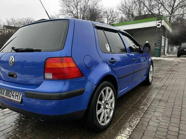 Синий Фольксваген Гольф, объемом двигателя 1.4 л и пробегом 254 тыс. км за 3787 $, фото 2 на Automoto.ua