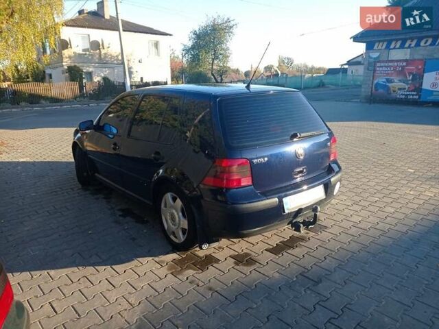 Синий Фольксваген Гольф, объемом двигателя 1.6 л и пробегом 300 тыс. км за 3600 $, фото 16 на Automoto.ua