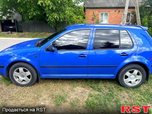 Синій Фольксваген Гольф, об'ємом двигуна 1.8 л та пробігом 300 тис. км за 4000 $, фото 3 на Automoto.ua