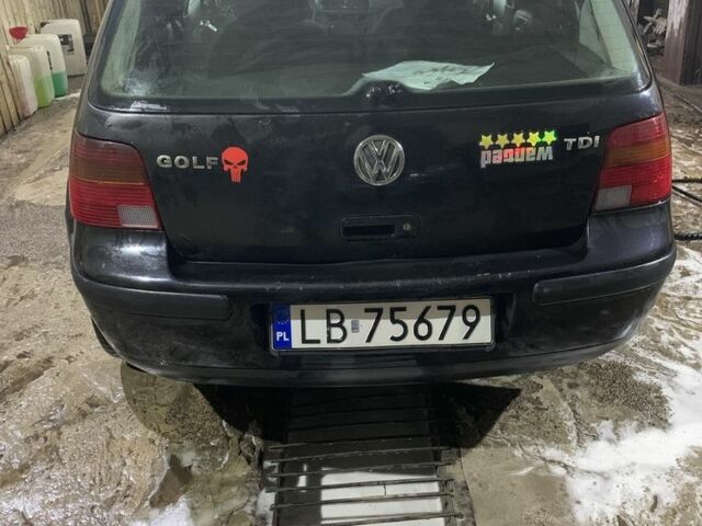 Синий Фольксваген Гольф, объемом двигателя 1.9 л и пробегом 337 тыс. км за 1199 $, фото 2 на Automoto.ua