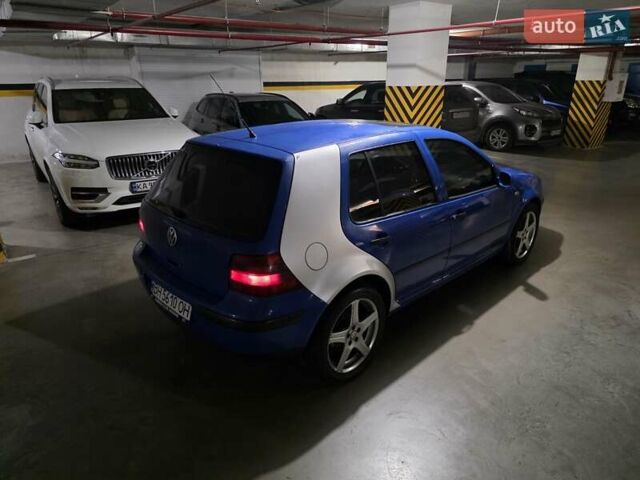 Синий Фольксваген Гольф, объемом двигателя 1.39 л и пробегом 359 тыс. км за 4200 $, фото 3 на Automoto.ua