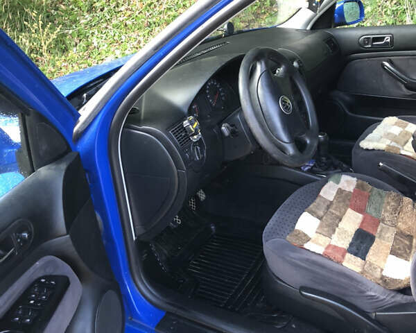 Синій Фольксваген Гольф, об'ємом двигуна 1.39 л та пробігом 250 тис. км за 2999 $, фото 3 на Automoto.ua