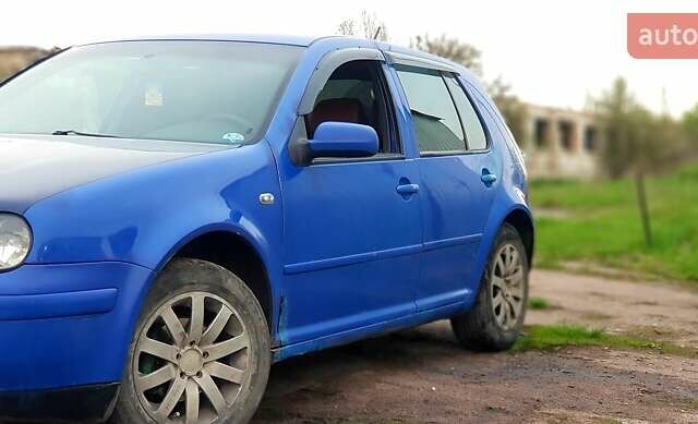Синій Фольксваген Гольф, об'ємом двигуна 1.6 л та пробігом 372 тис. км за 3200 $, фото 4 на Automoto.ua