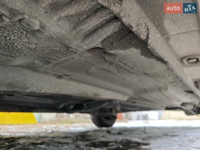 Синий Фольксваген Гольф, объемом двигателя 1.9 л и пробегом 370 тыс. км за 3800 $, фото 96 на Automoto.ua