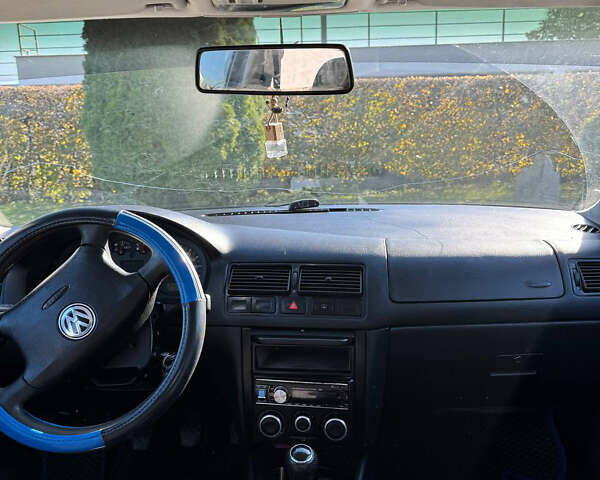 Синій Фольксваген Гольф, об'ємом двигуна 1.39 л та пробігом 340 тис. км за 2850 $, фото 10 на Automoto.ua