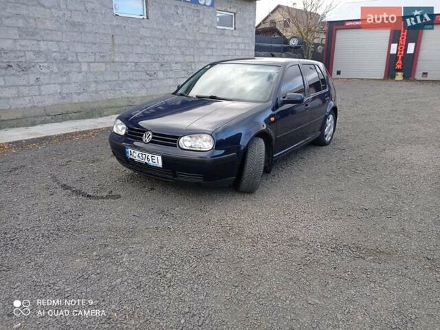 Синий Фольксваген Гольф, объемом двигателя 1.6 л и пробегом 300 тыс. км за 3600 $, фото 6 на Automoto.ua