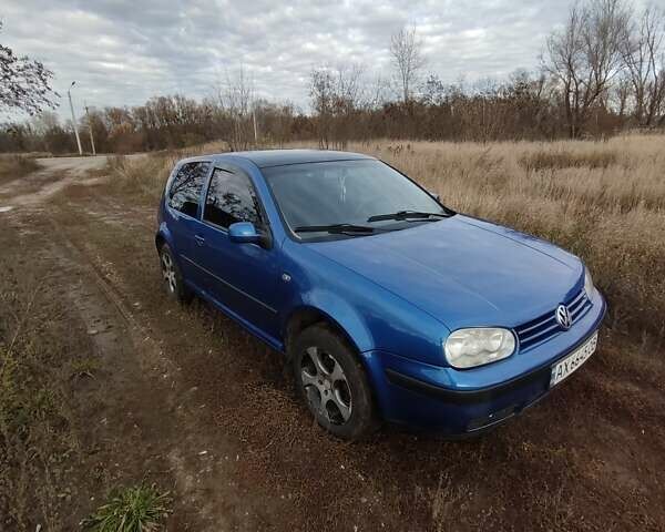 Синій Фольксваген Гольф, об'ємом двигуна 1.39 л та пробігом 320 тис. км за 4000 $, фото 3 на Automoto.ua