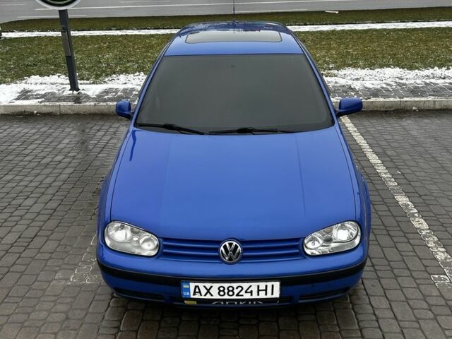 Синий Фольксваген Гольф, объемом двигателя 1.4 л и пробегом 254 тыс. км за 3787 $, фото 4 на Automoto.ua