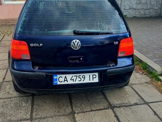 Синій Фольксваген Гольф, об'ємом двигуна 1.6 л та пробігом 330 тис. км за 3800 $, фото 5 на Automoto.ua