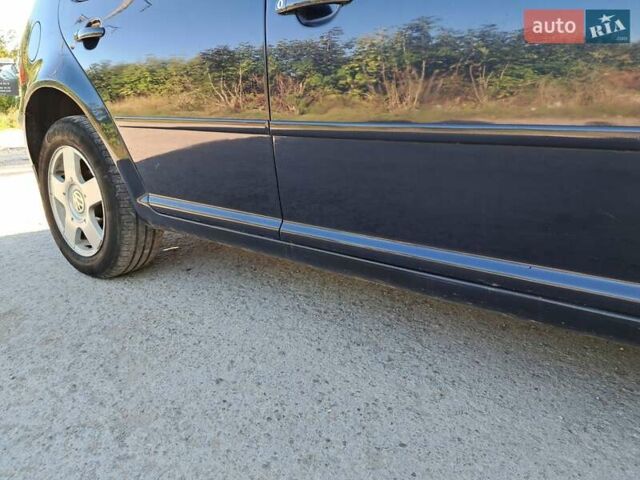 Синий Фольксваген Гольф, объемом двигателя 1.6 л и пробегом 500 тыс. км за 4000 $, фото 8 на Automoto.ua