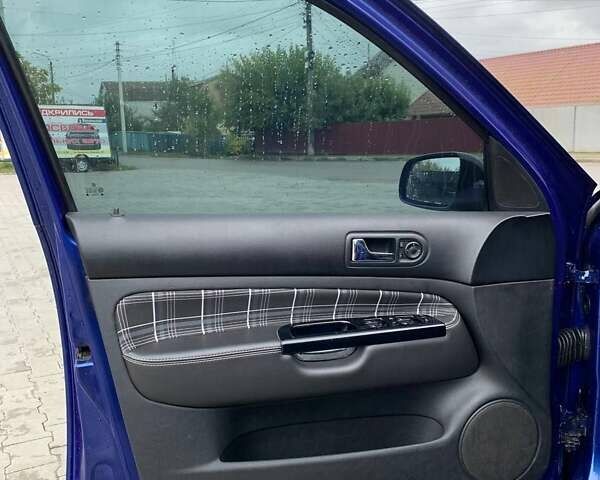 Синий Фольксваген Гольф, объемом двигателя 1.9 л и пробегом 248 тыс. км за 4500 $, фото 10 на Automoto.ua