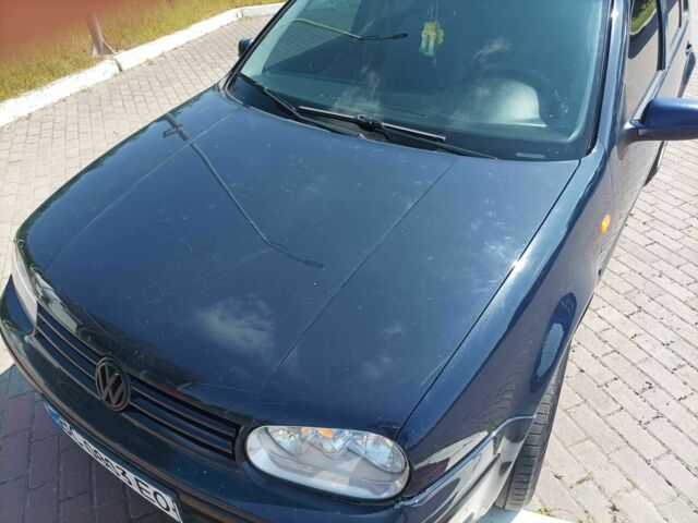 Синий Фольксваген Гольф, объемом двигателя 1.4 л и пробегом 350 тыс. км за 2450 $, фото 4 на Automoto.ua