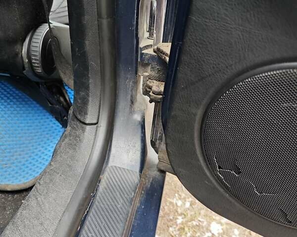 Синий Фольксваген Гольф, объемом двигателя 1.9 л и пробегом 370 тыс. км за 3800 $, фото 38 на Automoto.ua