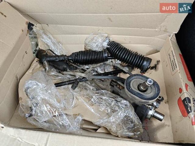 Синий Фольксваген Гольф, объемом двигателя 1.9 л и пробегом 370 тыс. км за 3800 $, фото 53 на Automoto.ua