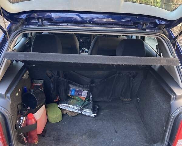 Синий Фольксваген Гольф, объемом двигателя 1.9 л и пробегом 365 тыс. км за 3300 $, фото 1 на Automoto.ua