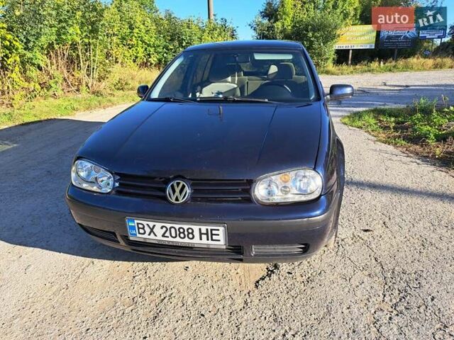 Синий Фольксваген Гольф, объемом двигателя 1.6 л и пробегом 500 тыс. км за 4000 $, фото 1 на Automoto.ua