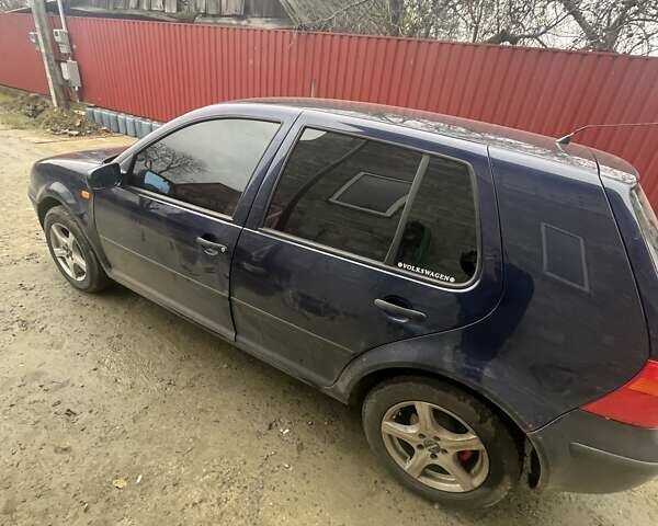 Синий Фольксваген Гольф, объемом двигателя 1.39 л и пробегом 289 тыс. км за 3800 $, фото 2 на Automoto.ua