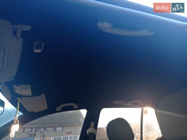 Синий Фольксваген Гольф, объемом двигателя 1.6 л и пробегом 300 тыс. км за 3600 $, фото 14 на Automoto.ua