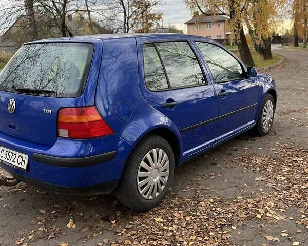 Синий Фольксваген Гольф, объемом двигателя 1.9 л и пробегом 275 тыс. км за 4699 $, фото 4 на Automoto.ua