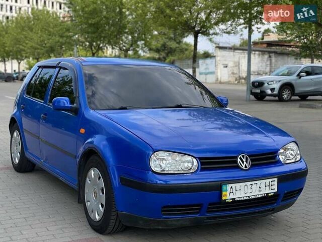 Синий Фольксваген Гольф, объемом двигателя 1.9 л и пробегом 250 тыс. км за 2900 $, фото 4 на Automoto.ua