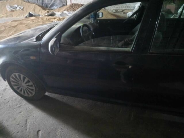 Синий Фольксваген Гольф, объемом двигателя 0 л и пробегом 287 тыс. км за 900 $, фото 6 на Automoto.ua