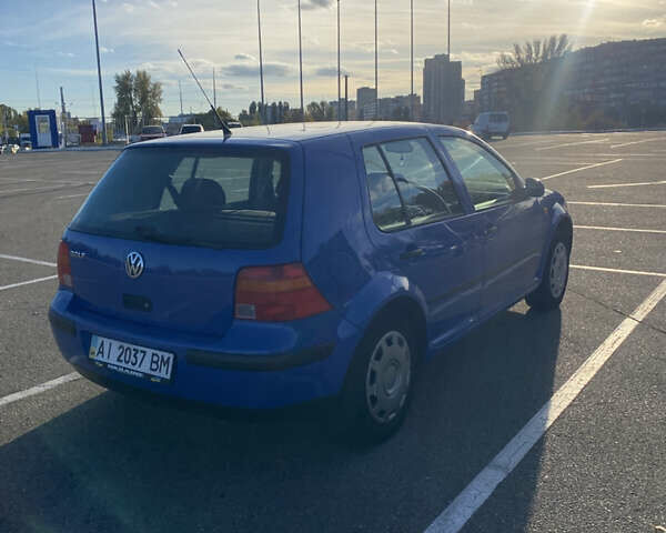 Синій Фольксваген Гольф, об'ємом двигуна 1.6 л та пробігом 380 тис. км за 3200 $, фото 5 на Automoto.ua
