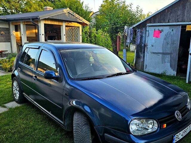 Синий Фольксваген Гольф, объемом двигателя 1.6 л и пробегом 364 тыс. км за 3600 $, фото 8 на Automoto.ua