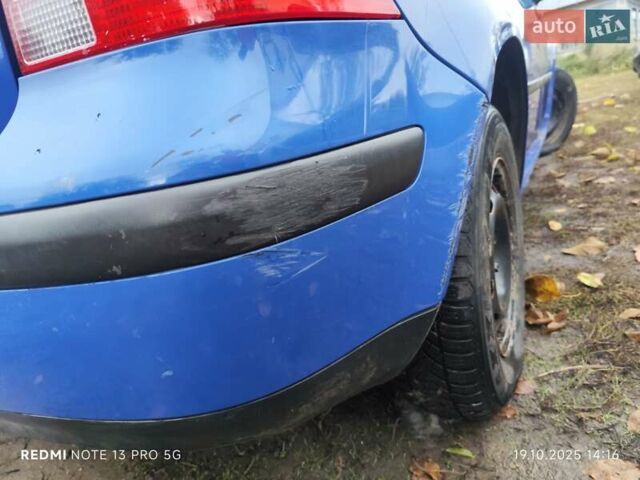 Синий Фольксваген Гольф, объемом двигателя 1.6 л и пробегом 249 тыс. км за 3200 $, фото 3 на Automoto.ua
