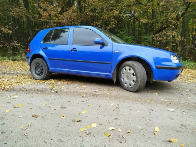 Синій Фольксваген Гольф, об'ємом двигуна 1.6 л та пробігом 226 тис. км за 3700 $, фото 2 на Automoto.ua