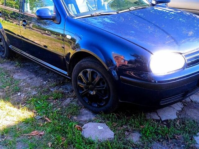 Синій Фольксваген Гольф, об'ємом двигуна 1.4 л та пробігом 244 тис. км за 3200 $, фото 5 на Automoto.ua