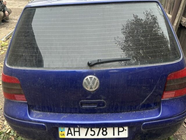 Синий Фольксваген Гольф, объемом двигателя 1.9 л и пробегом 280 тыс. км за 1371 $, фото 2 на Automoto.ua