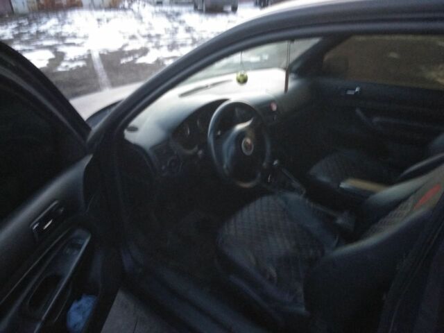 Синий Фольксваген Гольф, объемом двигателя 0 л и пробегом 345 тыс. км за 1800 $, фото 9 на Automoto.ua