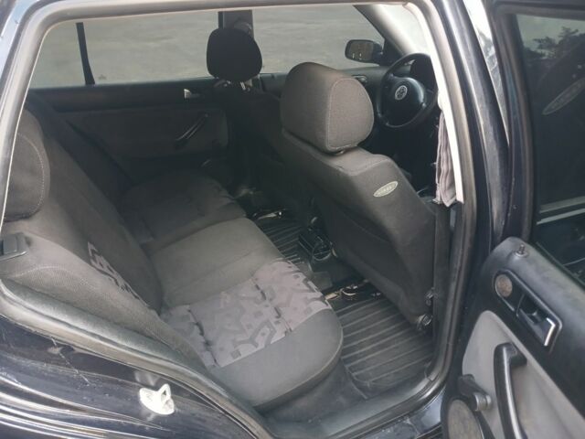 Фольксваген Гольф 1999 в Червонограде на Automoto.ua Синий Фольксваген Гольф, объемом двигателя 1.9 л и пробегом 355 тыс. км за 2999 $, фото 14 на Automoto.ua