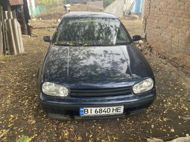 Синий Фольксваген Гольф, объемом двигателя 1.6 л и пробегом 397 тыс. км за 3500 $, фото 4 на Automoto.ua