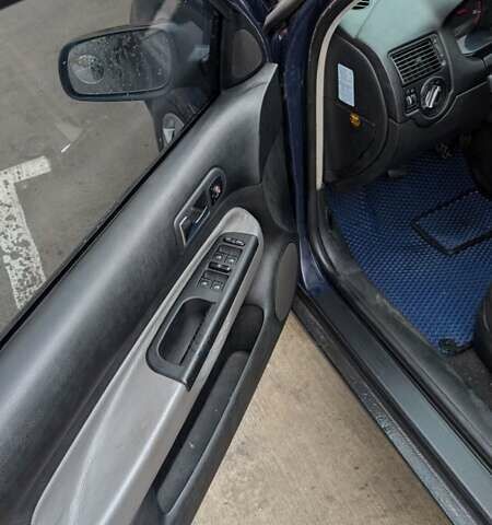 Синий Фольксваген Гольф, объемом двигателя 1.9 л и пробегом 493 тыс. км за 2700 $, фото 15 на Automoto.ua