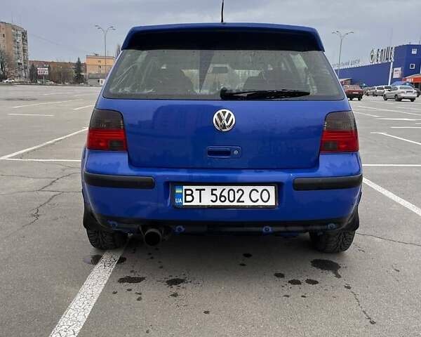 Синий Фольксваген Гольф, объемом двигателя 1.6 л и пробегом 300 тыс. км за 3200 $, фото 1 на Automoto.ua