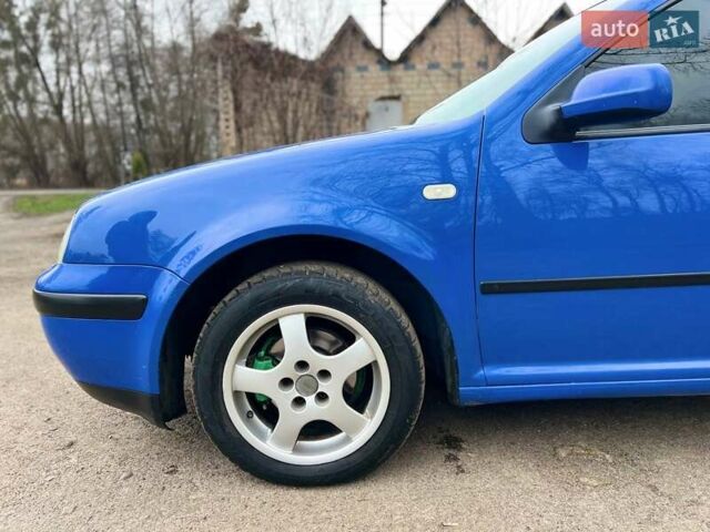 Синій Фольксваген Гольф, об'ємом двигуна 1.39 л та пробігом 299 тис. км за 3350 $, фото 12 на Automoto.ua