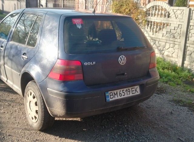 Синий Фольксваген Гольф, объемом двигателя 1.4 л и пробегом 263 тыс. км за 2999 $, фото 2 на Automoto.ua
