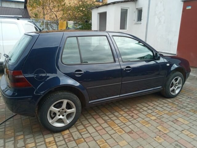 Синий Фольксваген Гольф, объемом двигателя 1.9 л и пробегом 250 тыс. км за 3750 $, фото 7 на Automoto.ua